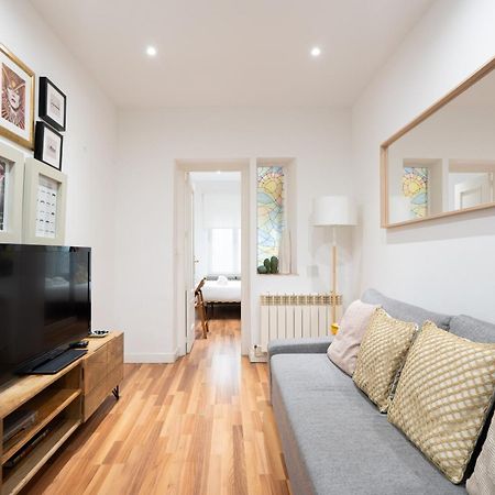Apartamento En La Plaza De Lavapies Alquiler Temporal Madrid Ngoại thất bức ảnh